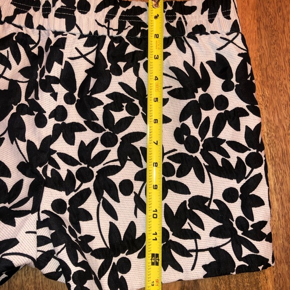 J.Crew Factory Dress Shorts (8) - Picture 5 of 6